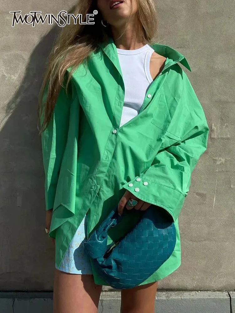 TWOTWINSTYLE Solid Color Casual Shirt For Women Lapel Puff Ruched Long Sleeves Loose Oversized Shirts Female 2022 Spring New
TWOTWINSTYLE Solid Color Casual Shirt For Women Lapel Puff Ruched Long Sleeves Loose Oversized Shirts Female 2022 Spring New
