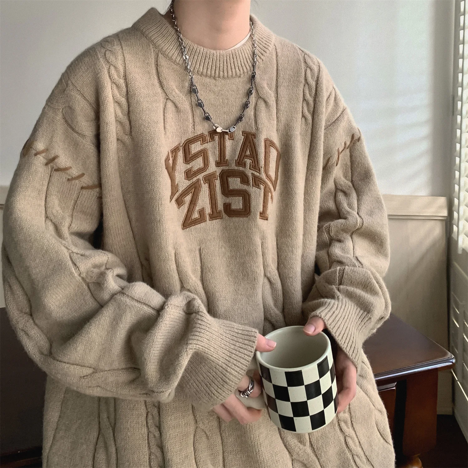 Sweater: high-end men's winter fashion brand thick jacket, autumn and winter style heavyweight retro Japanese lazy knit
Sweater: high-end men's winter fashion brand thick jacket, autumn and winter style heavyweight retro Japanese lazy knit