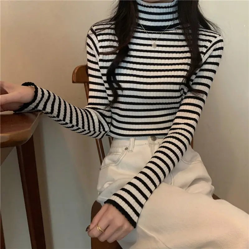 Women's Turtleneck Sweater Striped Turtleneck Women Sweater Pullover Winter Korean Women's Sweater Long Sleeve Top Knit Sweaters
Women's Turtleneck Sweater Striped Turtleneck Women Sweater Pullover Winter Korean Women's Sweater Long Sleeve Top Knit Sweaters