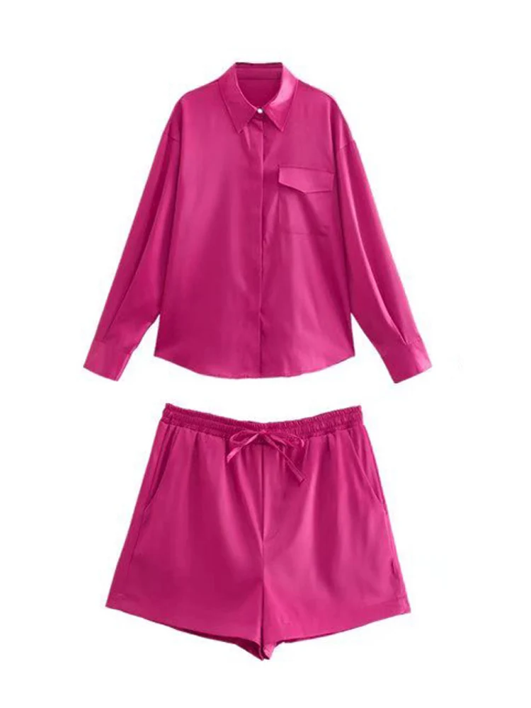 2022 Summer Women 2 piece sets Suits Fashion Loose Shirts Tops and Shorts Female Casual Satin Street Suit Clothing
2022 Summer Women 2 piece sets Suits Fashion Loose Shirts Tops and Shorts Female Casual Satin Street Suit Clothing