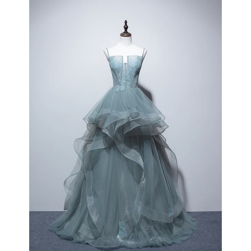 Exquisite Tiered Tulle Evening Dresses Chapel Train Floor Length Elegant Prom Gown Spaghetti Strap Banquet Vestidos 2022 New
Exquisite Tiered Tulle Evening Dresses Chapel Train Floor Length Elegant Prom Gown Spaghetti Strap Banquet Vestidos 2022 New