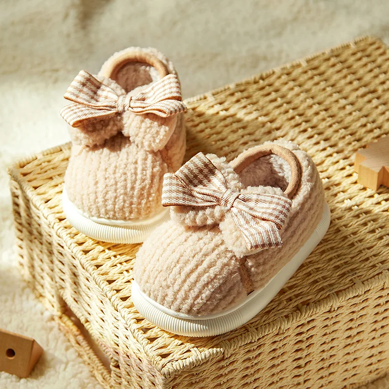 Cheerful Mario 2023 New Style Winter Children's Cotton Shoes Girls Boys Plush Cute Bow Cotton Shoes
Cheerful Mario 2023 New Style Winter Children's Cotton Shoes Girls Boys Plush Cute Bow Cotton Shoes