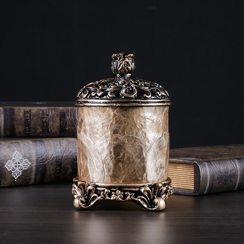 Retro Luxury Toothpick Holder Personalized Creative Home American Style High-End Cotton Swab Storage Tank Toothpick Box Living
Retro Luxury Toothpick Holder Personalized Creative Home American Style High-End Cotton Swab Storage Tank Toothpick Box Living