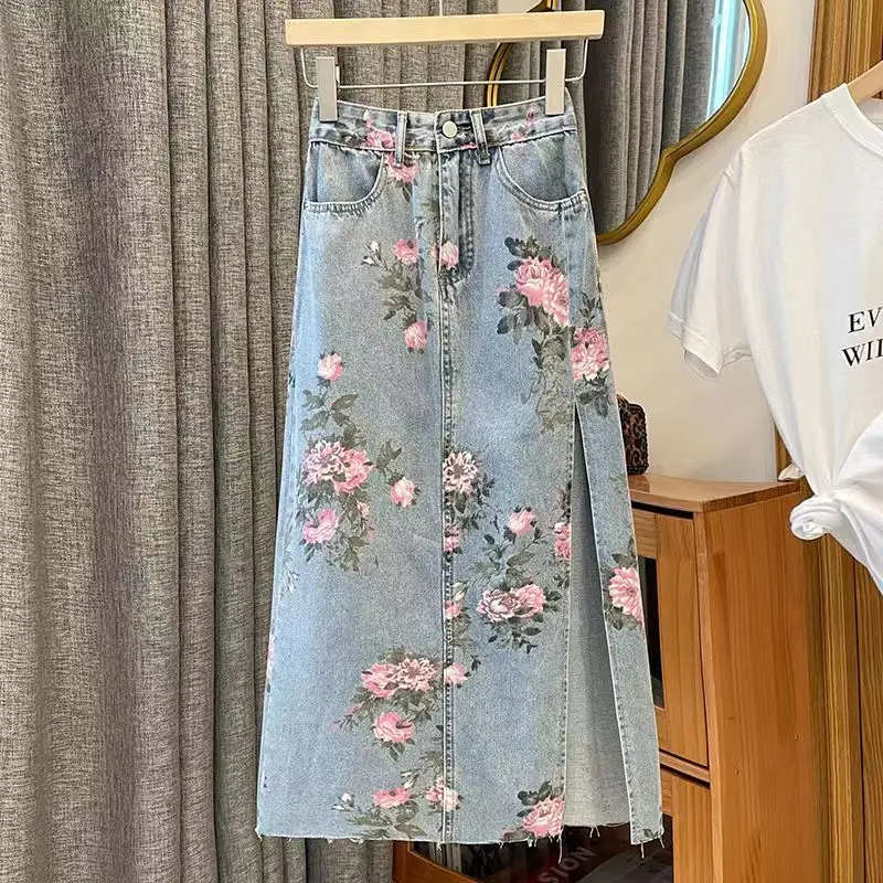 Spring And Summer New Retro Versatile Show Thin Slit Denim Printed Skirt Women's Large Size Fat MM Hip MIDI
Spring And Summer New Retro Versatile Show Thin Slit Denim Printed Skirt Women's Large Size Fat MM Hip MIDI