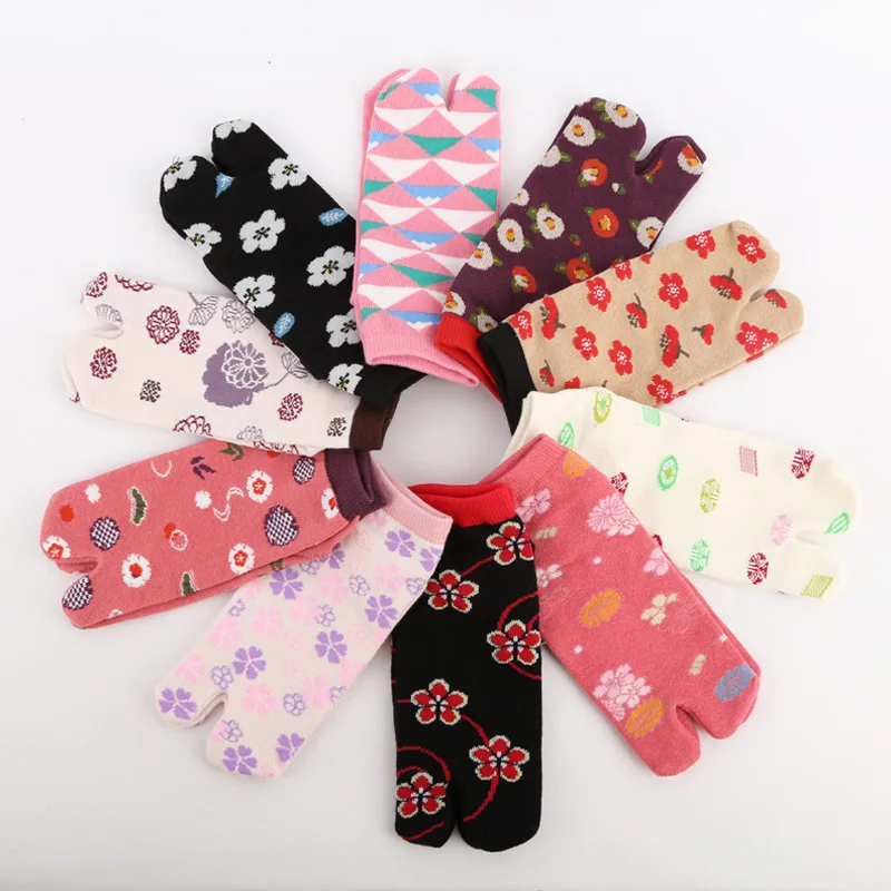 Japanese Kimono Flip Flop Sandal Split Toe Tabi Ninja Geta Socks Tabi Socks Cotton Women Flip Flop Socks 2 Toe Socks
Japanese Kimono Flip Flop Sandal Split Toe Tabi Ninja Geta Socks Tabi Socks Cotton Women Flip Flop Socks 2 Toe Socks