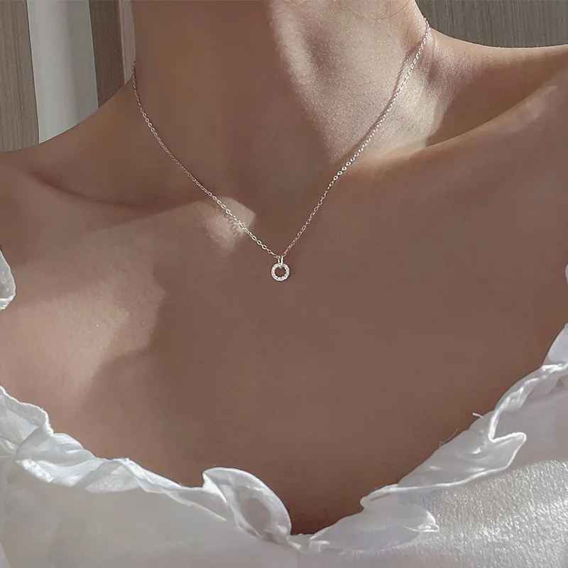 925 Sterling Silver Necklace Flash Diamond Geometric Double Circle Pendant Female Fashion Clavicle Chain Birthday Gift Jewelry
925 Sterling Silver Necklace Flash Diamond Geometric Double Circle Pendant Female Fashion Clavicle Chain Birthday Gift Jewelry