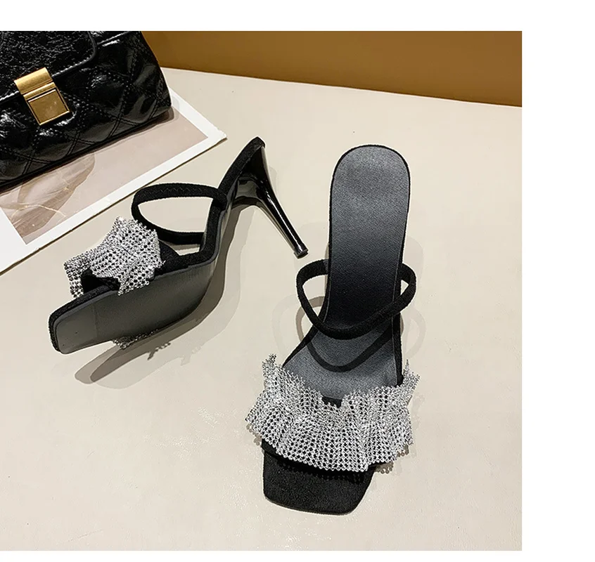2022 Fashion Shoes Celebrity Style Rhinestone Sandals Women 'S New Stiletto Heel Fashion High Heels Square Toe Platform Sandals 
2022 Fashion Shoes Celebrity Style Rhinestone Sandals Women 'S New Stiletto Heel Fashion High Heels Square Toe Platform Sandals