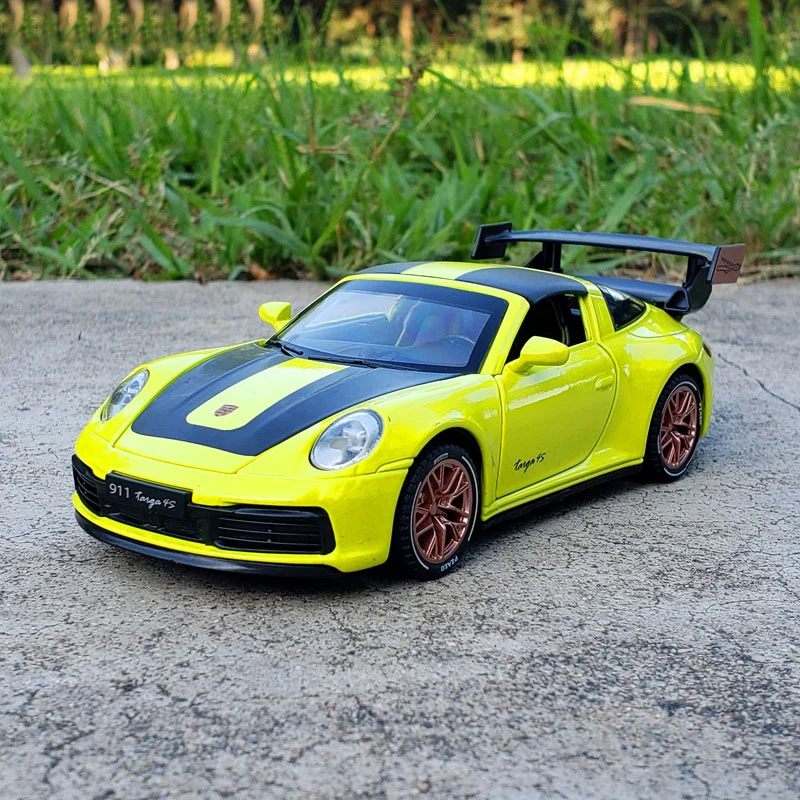 1:32 Alloy Porsche 911 Targa 4S Diecasts Toy Vehicles Car Model Coupe Supercar Pull Back Kids Car Toy Gift Collectibles
1:32 Alloy Porsche 911 Targa 4S Diecasts Toy Vehicles Car Model Coupe Supercar Pull Back Kids Car Toy Gift Collectibles