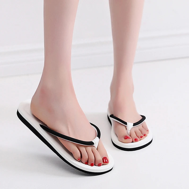 House slippers lovers slippers beach flip-flops slippers daily comfort personality trend pinch outdoor men and women slippers
House slippers lovers slippers beach flip-flops slippers daily comfort personality trend pinch outdoor men and women slippers