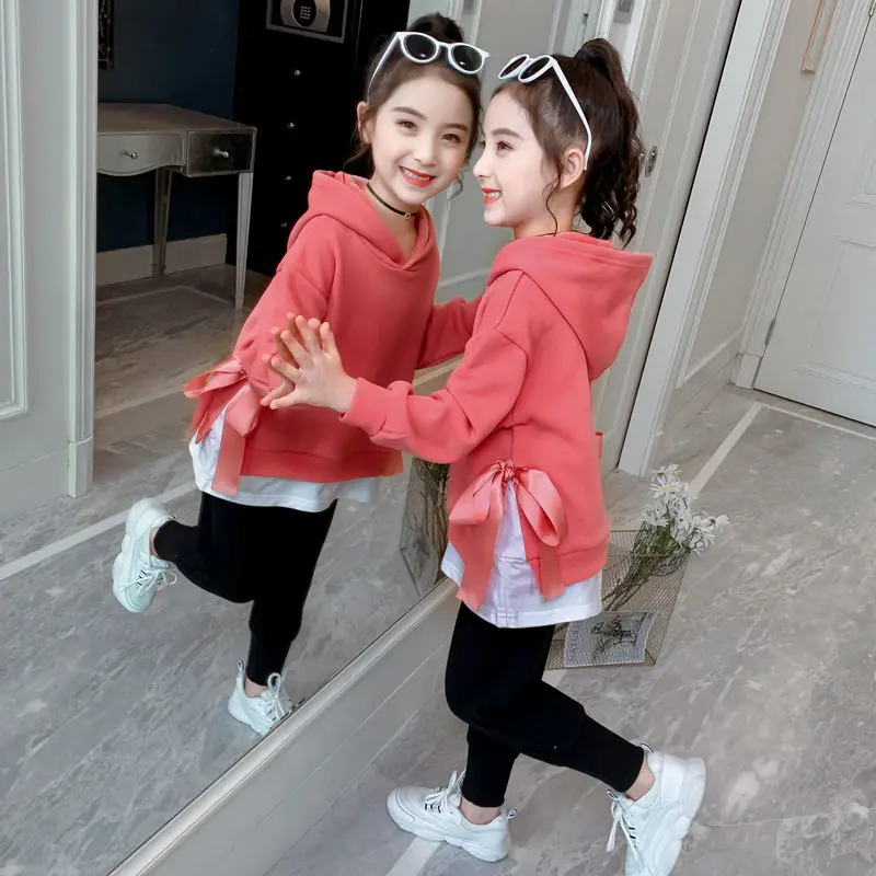 Girls spring suits 2022 new children's Korean version in the big children's sweater girls spring fashion sports one suit
Girls spring suits 2022 new children's Korean version in the big children's sweater girls spring fashion sports one suit