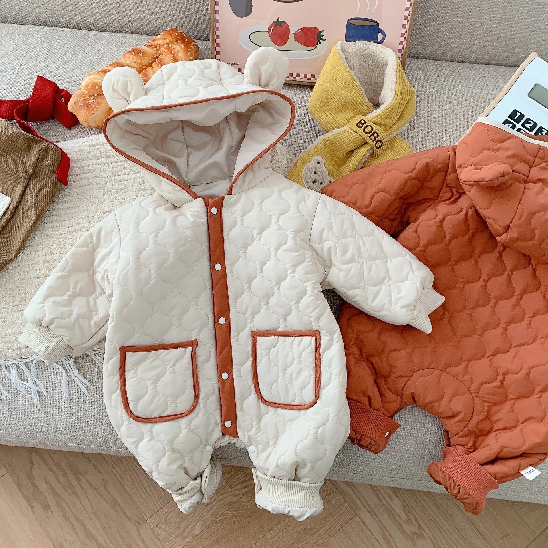 Winter Baby Hooded Cotton Jumpsuit Newborn Boys Girls Cartoon Bear Ears Thicken Rompers Infant Clothes Toddler Kids Warm Outfits
Winter Baby Hooded Cotton Jumpsuit Newborn Boys Girls Cartoon Bear Ears Thicken Rompers Infant Clothes Toddler Kids Warm Outfits