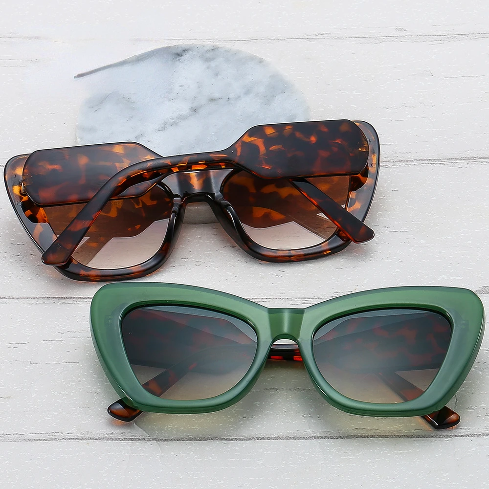 2022 Brand Designer Cat Eye Sunglasses Woman Vintage Black Mirror Sun Glasses For Fashion Big Frame Cool Sexy Female Oculos
2022 Brand Designer Cat Eye Sunglasses Woman Vintage Black Mirror Sun Glasses For Fashion Big Frame Cool Sexy Female Oculos