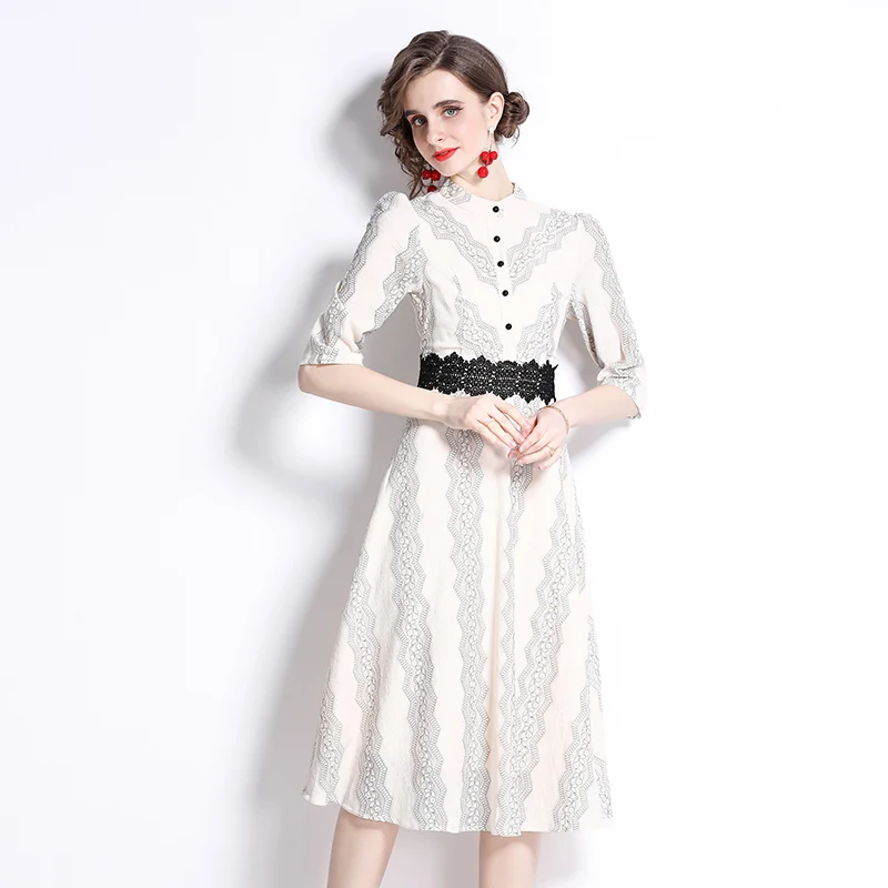 Women Spring Designer Elegant Embroidery Dress Sexy Slim Cocktail Party Robe Female Vinatge Lace Patchwork A-Line Dress Vestidos
Women Spring Designer Elegant Embroidery Dress Sexy Slim Cocktail Party Robe Female Vinatge Lace Patchwork A-Line Dress Vestidos