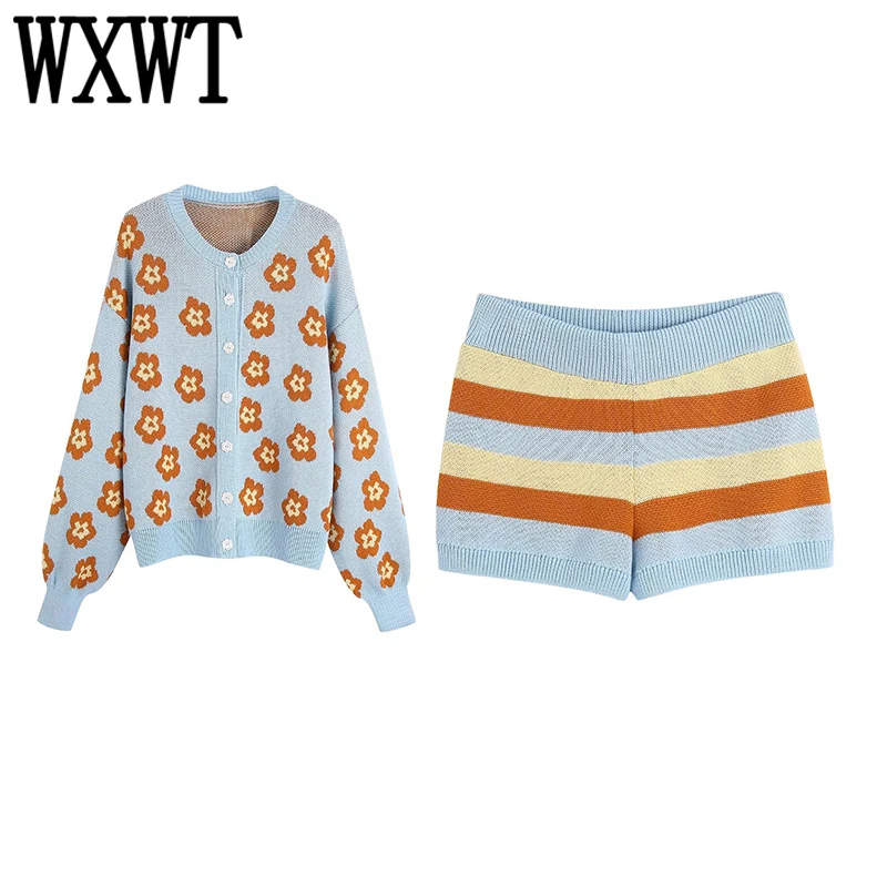 WXWT Women's Sets Flowers Print Long Sleeve Knitted Cardigan With Elastic Waist Striped Shorts 2 Piece Sets BB22283
WXWT Women's Sets Flowers Print Long Sleeve Knitted Cardigan With Elastic Waist Striped Shorts 2 Piece Sets BB22283