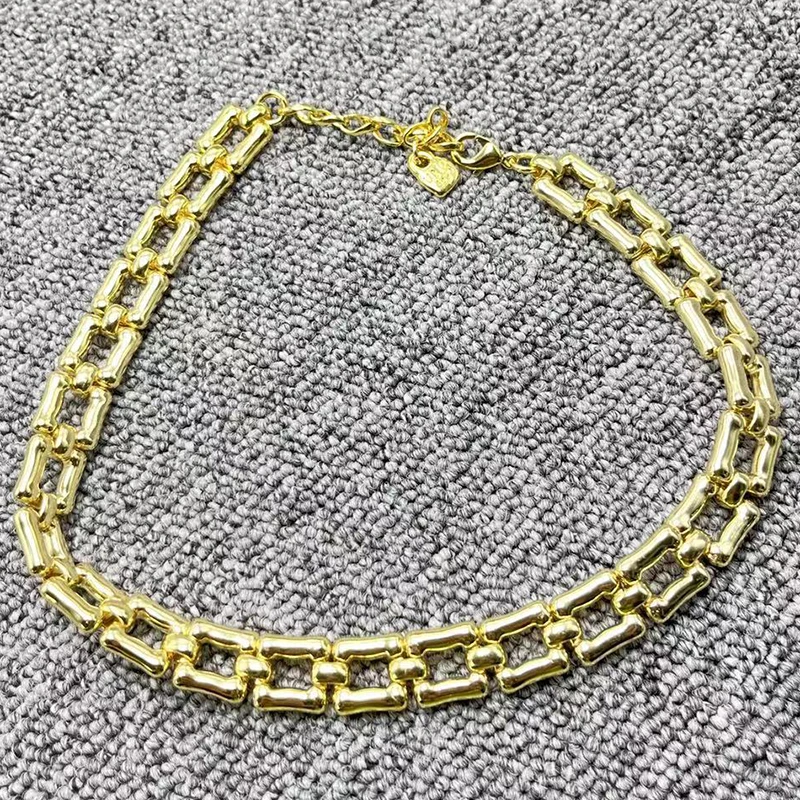 2023 Fashion UNOde50 Fashion Electroplating 925 Simple Exquisite Necklace Women's Holiday Romantic Gift
2023 Fashion UNOde50 Fashion Electroplating 925 Simple Exquisite Necklace Women's Holiday Romantic Gift