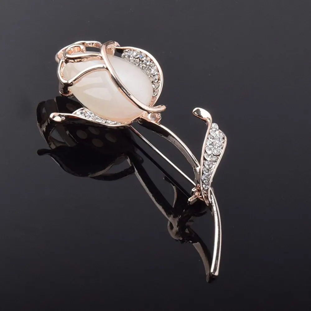 Cartoon Women Gift Rhinestone Flower Shape Scarf Clip Pins Fashion Jewelry Badge Brooch Pin
Cartoon Women Gift Rhinestone Flower Shape Scarf Clip Pins Fashion Jewelry Badge Brooch Pin