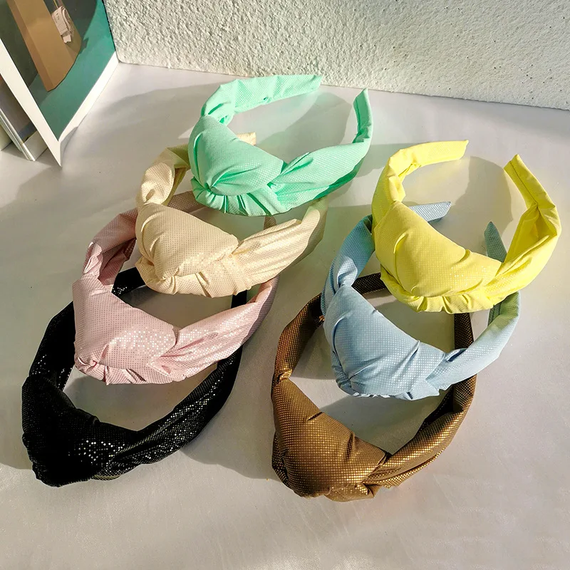 Autumn and Winter New Products Hairband Solid Color Bright Sponge Knotted Headband Fashion Hair Accessories
Autumn and Winter New Products Hairband Solid Color Bright Sponge Knotted Headband Fashion Hair Accessories