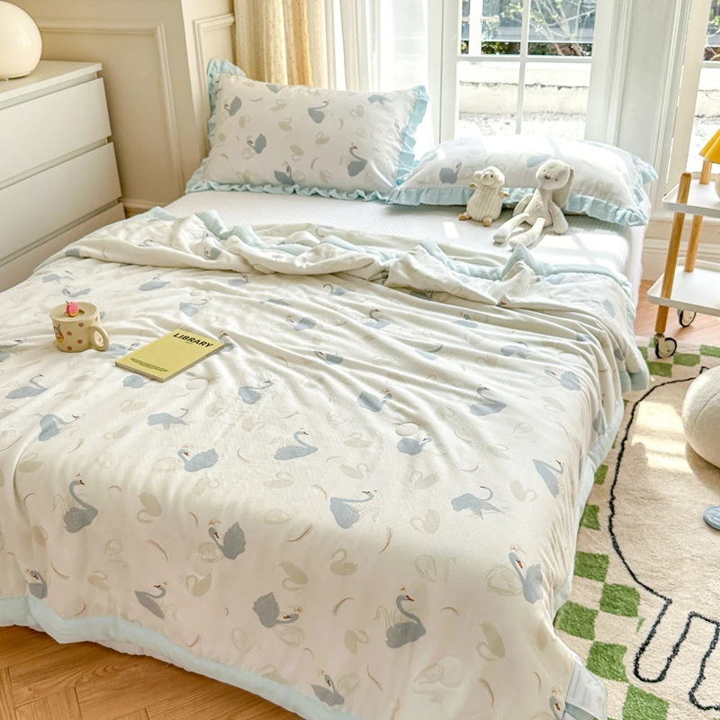 Summer Quilt Pure Cotton Ins Wind Soybean Quilt Core Air-conditioning Quilt Bedroom Office Kindergarten Lunch Break Thin Blanket
Summer Quilt Pure Cotton Ins Wind Soybean Quilt Core Air-conditioning Quilt Bedroom Office Kindergarten Lunch Break Thin Blanket