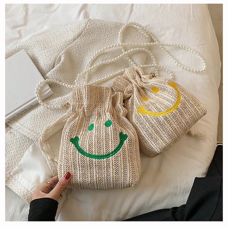 Women Pearl Chain Bucket Bags 2022 Sumemr Trend New Crossbody Mini Pouch Shoulder Bag Smiley Straw Woven Mobile Bag Cottagecore
Women Pearl Chain Bucket Bags 2022 Sumemr Trend New Crossbody Mini Pouch Shoulder Bag Smiley Straw Woven Mobile Bag Cottagecore