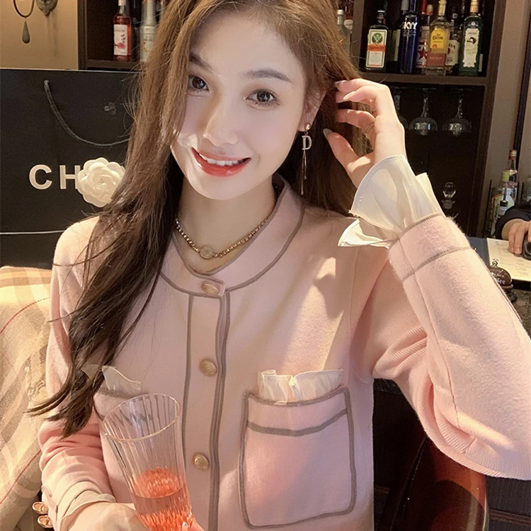 French small fragrant snow spinning splicing long-sleeved ice silk knit female spring new socialite thin paragraph cardigan swea
French small fragrant snow spinning splicing long-sleeved ice silk knit female spring new socialite thin paragraph cardigan swea