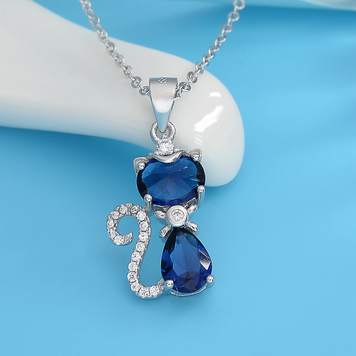 925 Sterling Silver Necklace Cat Women Animal Pendant Neck Chain Jewelry Collier Femme Mujer Party Gift Blue
925 Sterling Silver Necklace Cat Women Animal Pendant Neck Chain Jewelry Collier Femme Mujer Party Gift Blue