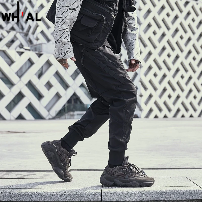 Джоггеры Techwear, черные тактические брюки-карго для мужчин, универсальные повседневные спортивные брюки на молнии с карманами #117 
Джоггеры Techwear, черные тактические брюки-карго для мужчин, универсальные повседневные спортивные брюки на молнии с карманами #117