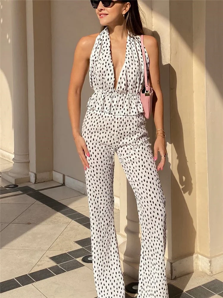 Woman Sexy Beige Polka Dots 2 Pcs Sets 2022 Summer Elegant Female Backless Halter Tops Suit Ladies Chic Holiday Beach Suits
Woman Sexy Beige Polka Dots 2 Pcs Sets 2022 Summer Elegant Female Backless Halter Tops Suit Ladies Chic Holiday Beach Suits