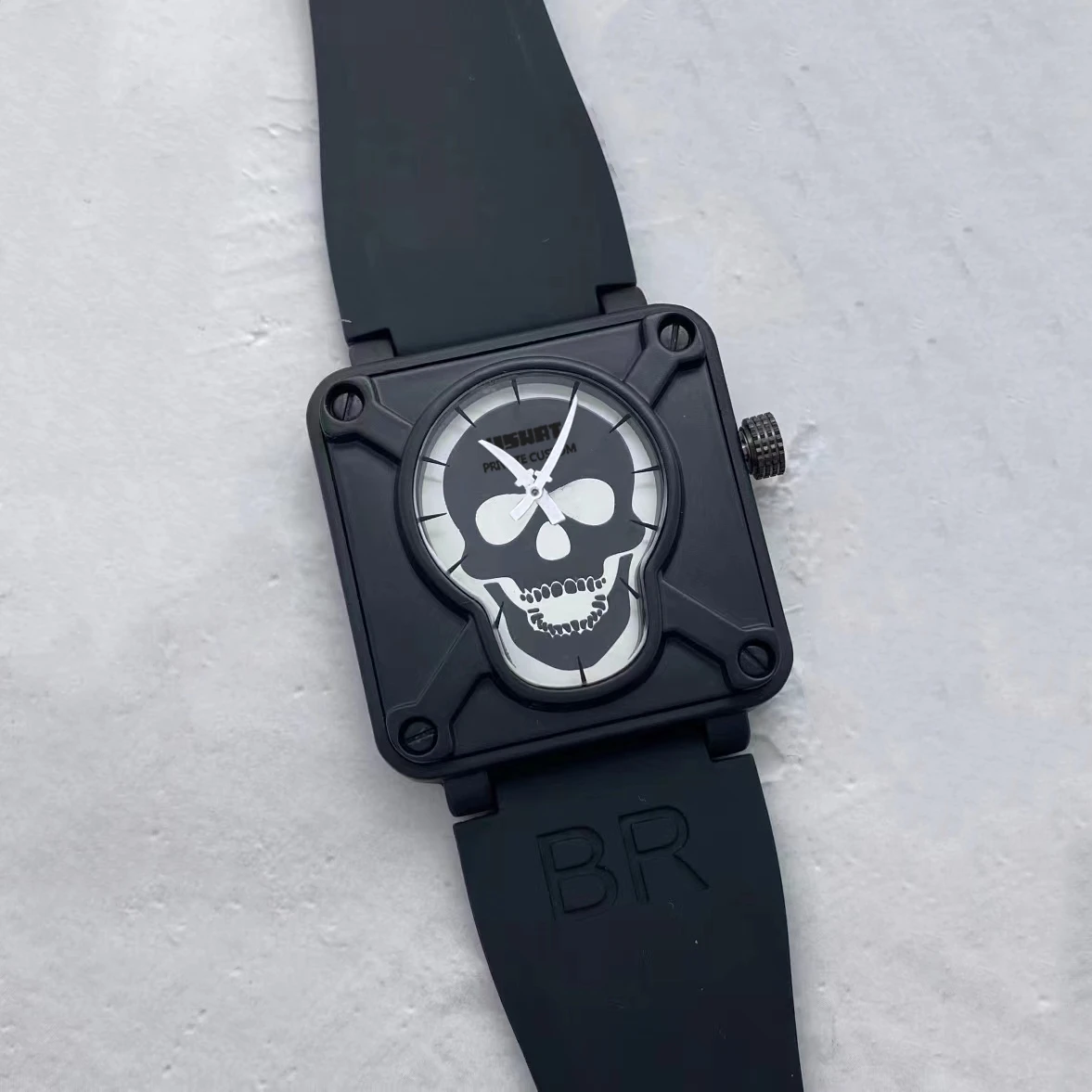 Rubber Retro Skeleton Skull Men Automatic Mechanical Watch bell Black Rubber Band Mens Self Winding Wrist Watches Men Reloj ross
Rubber Retro Skeleton Skull Men Automatic Mechanical Watch bell Black Rubber Band Mens Self Winding Wrist Watches Men Reloj ross