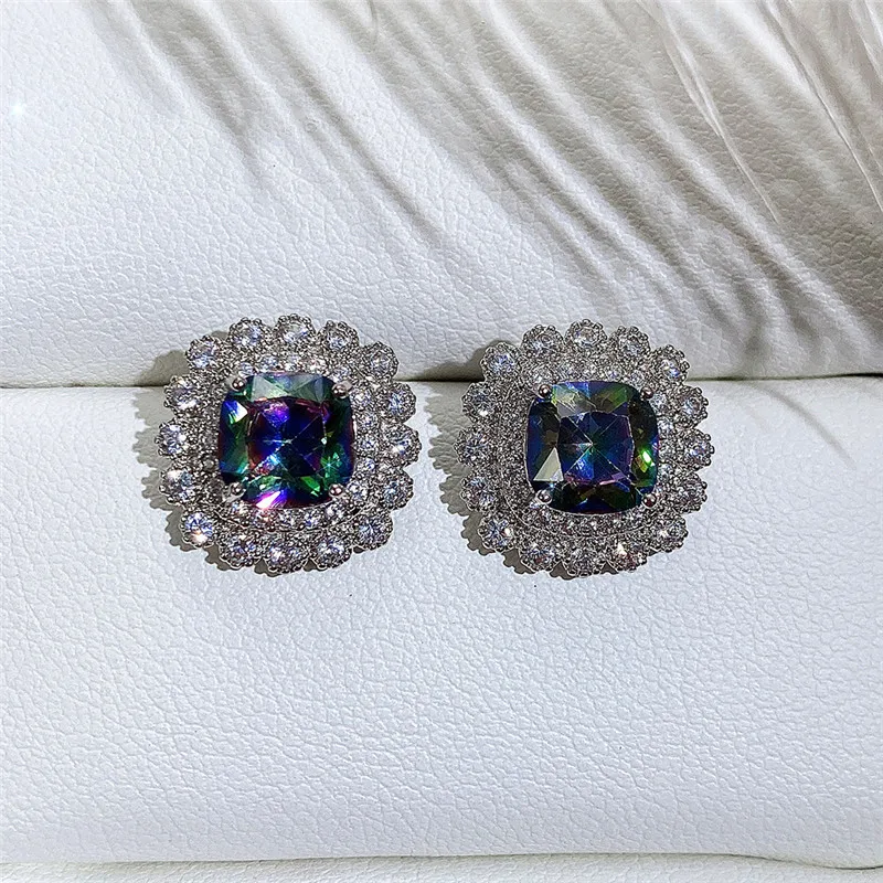 New Dazzling Cubic Zirconia Stud Earrings for Women Bling Bling Engagement Wedding Accessories New Trendy Jewelry Wholesale
New Dazzling Cubic Zirconia Stud Earrings for Women Bling Bling Engagement Wedding Accessories New Trendy Jewelry Wholesale