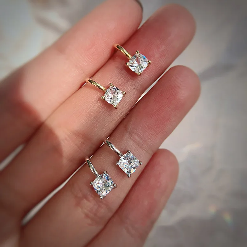 Simple Fashion Square Cubic Zirconia Lightning Stud Earrings Women Exquisite Student Girlfriend Jewelry Accessories
Simple Fashion Square Cubic Zirconia Lightning Stud Earrings Women Exquisite Student Girlfriend Jewelry Accessories