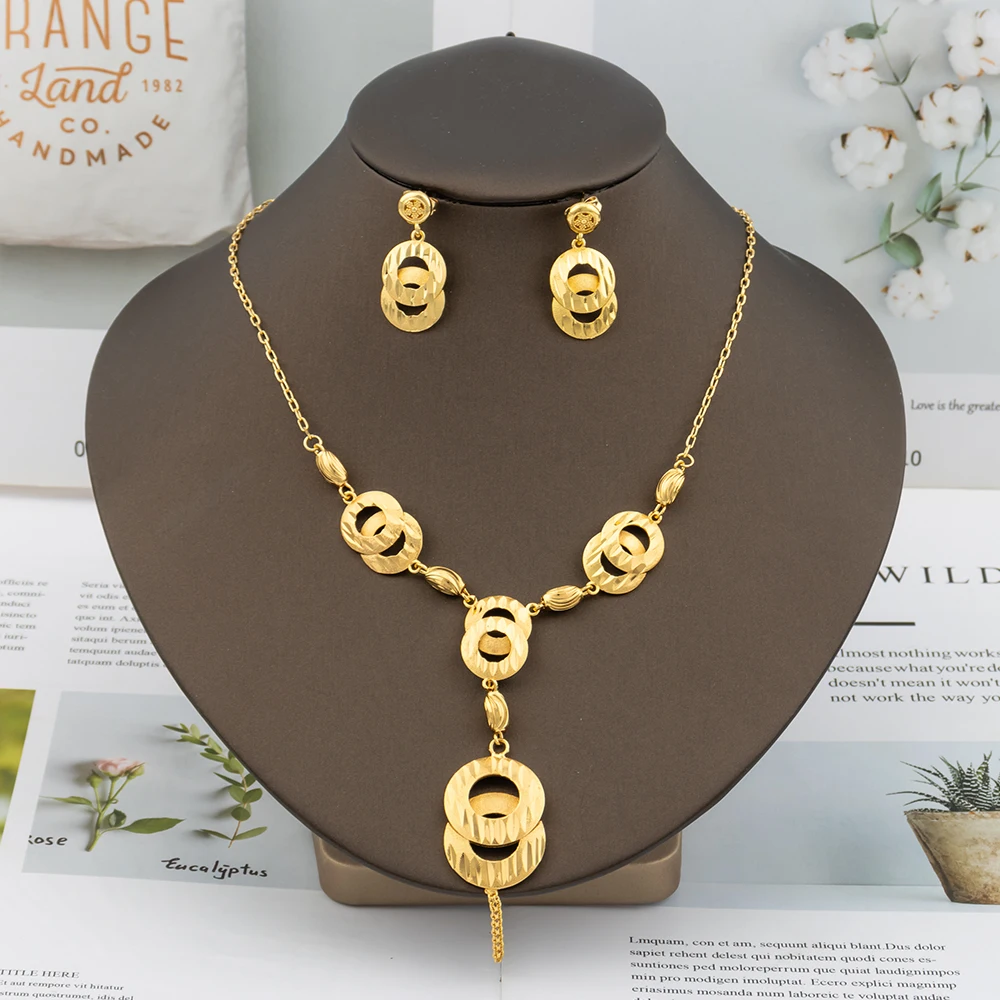 

Dubai Gold Color Chain Jewelry Set for Women Hoop Earrings Necklace Long Pendant Italy Bridal Wedding Dinner Party Jewelry Gift