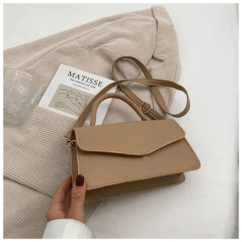 Ladies Fashion Solid Color Magnetic Buckle Date Tote Bag Casual Versatile Adjustable Shoulder Strap Shoulder Messenger Bag
Ladies Fashion Solid Color Magnetic Buckle Date Tote Bag Casual Versatile Adjustable Shoulder Strap Shoulder Messenger Bag