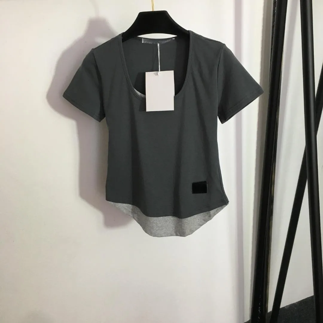 2023 Summer New Fake Two-piece Cotton Blouse U Collar Slim Short Sleeve Sweet And Spicy Small T-shirt
2023 Summer New Fake Two-piece Cotton Blouse U Collar Slim Short Sleeve Sweet And Spicy Small T-shirt