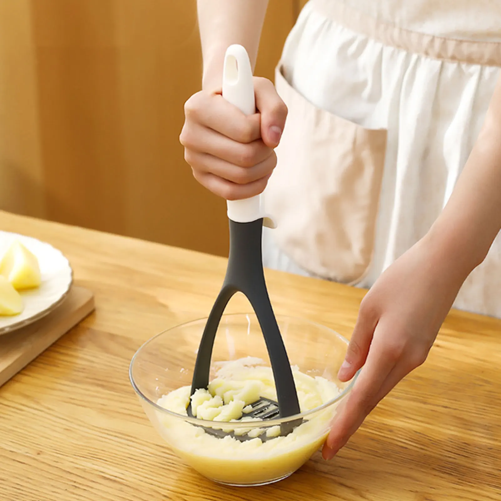 Potato Masher Grips Masher Potato Ricer Masher Kitchen Tool For Mashed Potatoes Beans Avocado Sweet Potatoes Vegetable Grinder
Potato Masher Grips Masher Potato Ricer Masher Kitchen Tool For Mashed Potatoes Beans Avocado Sweet Potatoes Vegetable Grinder