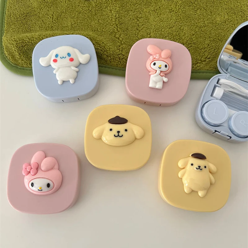 Милая цветная коробка для линз с цветными контактными линзами Cinnamoroll My Melody, компактная Удобная коробка для ухода, портативная коробка для хр...
Милая цветная коробка для линз с цветными контактными линзами Cinnamoroll My Melody, компактная Удобная коробка для ухода, портативная коробка для хр...