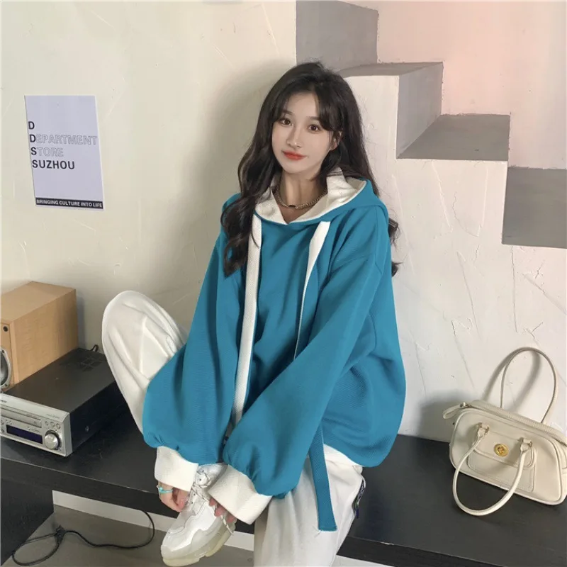 Women's Sweater Autumn/Winter 2022 New Color Contrast Hooded Drawstring Sweater Slouchy Fashion Loose Thickened Top Coat
Women's Sweater Autumn/Winter 2022 New Color Contrast Hooded Drawstring Sweater Slouchy Fashion Loose Thickened Top Coat
