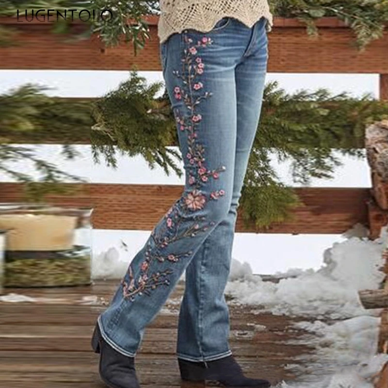 Women Vintage Jeans Flower Embroidery Pants Fall Spring Fashion Female Large Size Straight Mid Waist Jeans
Women Vintage Jeans Flower Embroidery Pants Fall Spring Fashion Female Large Size Straight Mid Waist Jeans