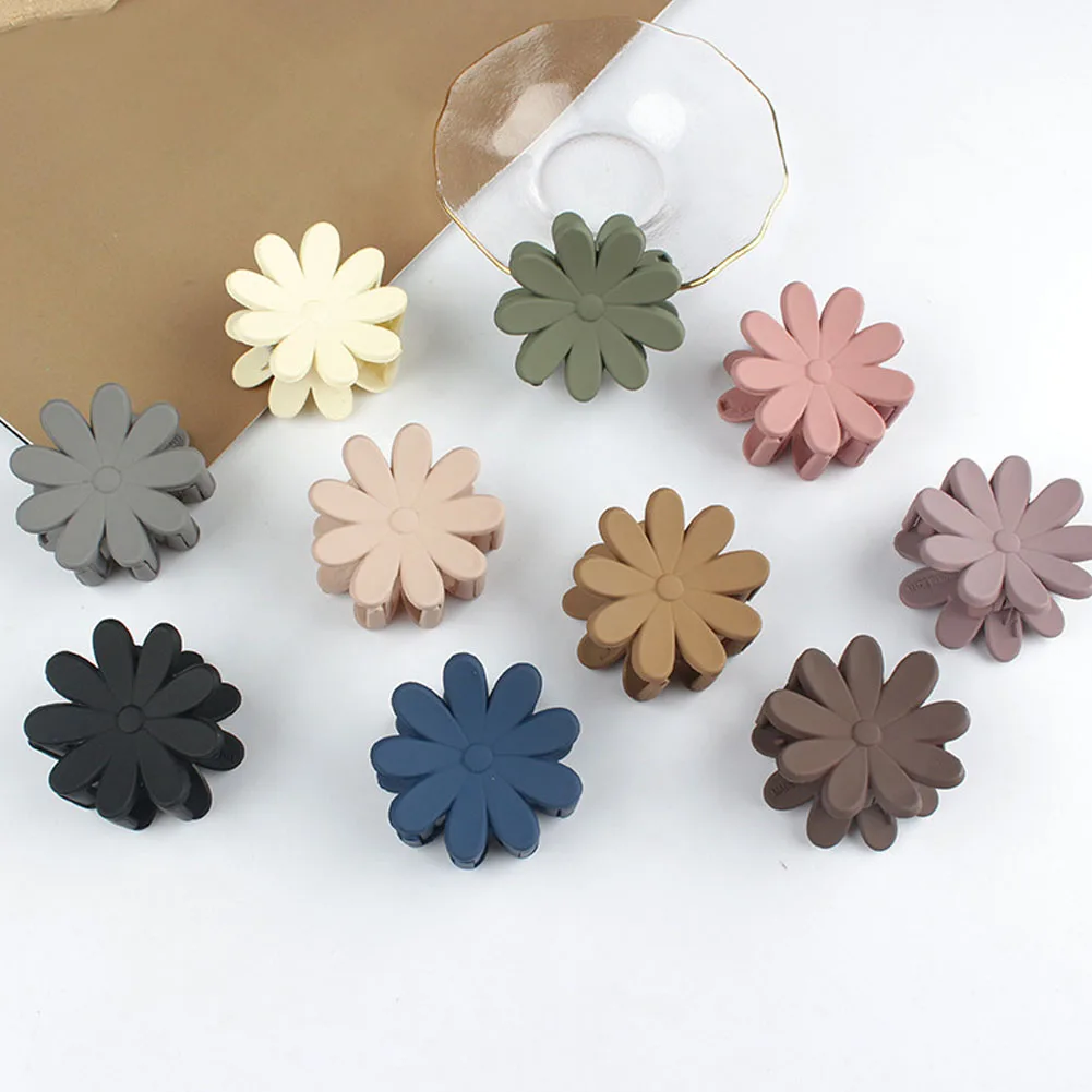 Cute Candy Colors Hair Clip Headband Big Flower Hair Claws Plastic Hair Clips For Girl Women Hairpins Fashion Hair Accessories
Cute Candy Colors Hair Clip Headband Big Flower Hair Claws Plastic Hair Clips For Girl Women Hairpins Fashion Hair Accessories
