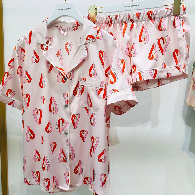 Fashion Pajamas for Women Cute Kawaii Heart Satin Sleepwear Pyjamas Short Summer Pjamas Loungewear Home Clothes 2022
Fashion Pajamas for Women Cute Kawaii Heart Satin Sleepwear Pyjamas Short Summer Pjamas Loungewear Home Clothes 2022