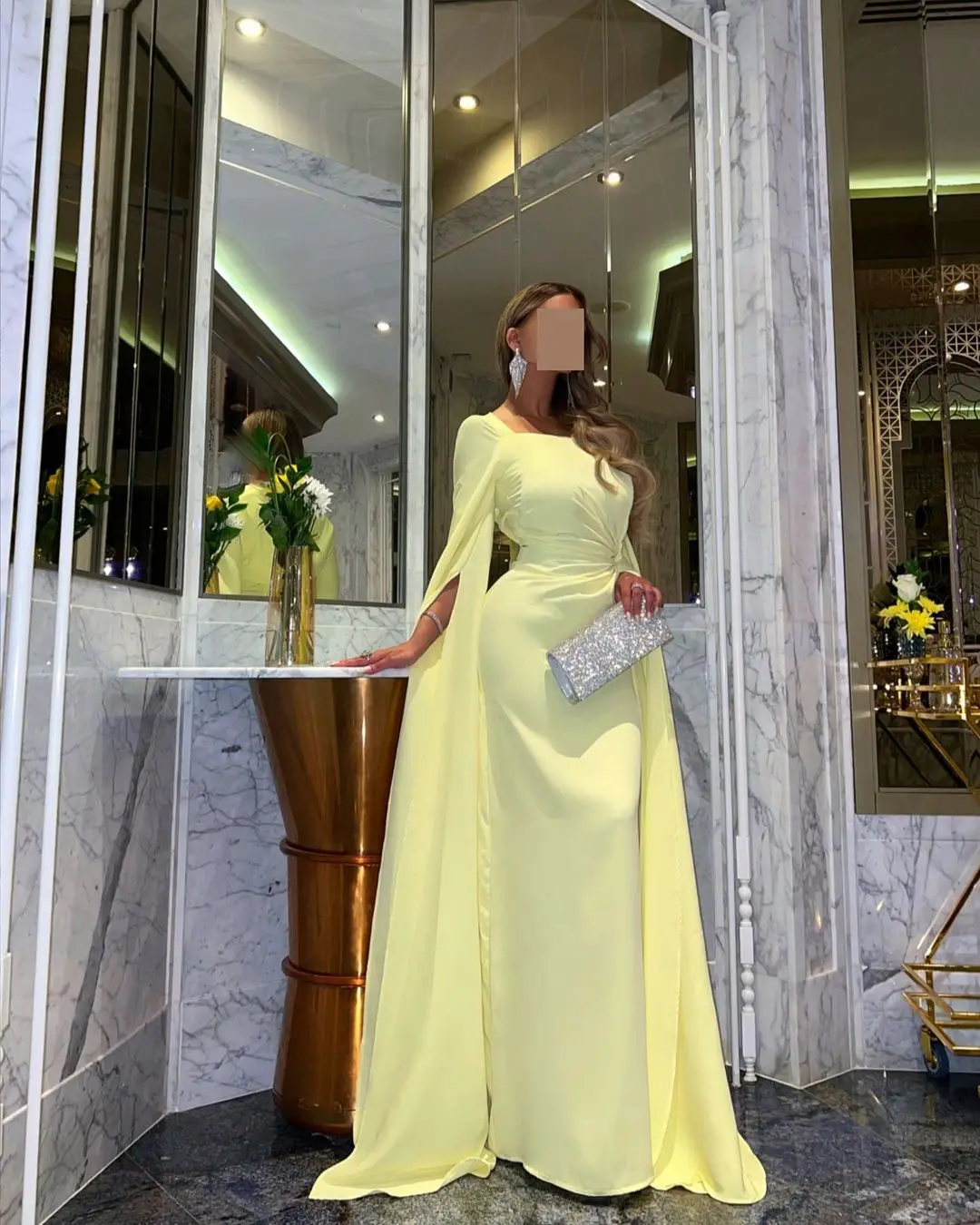 Glmour Yellow Boat Neck Taffeta Three Quarter Floor Length Empire Evening Dress Illusion جديد في فساتين 2023
Glmour Yellow Boat Neck Taffeta Three Quarter Floor Length Empire Evening Dress Illusion جديد في فساتين 2023