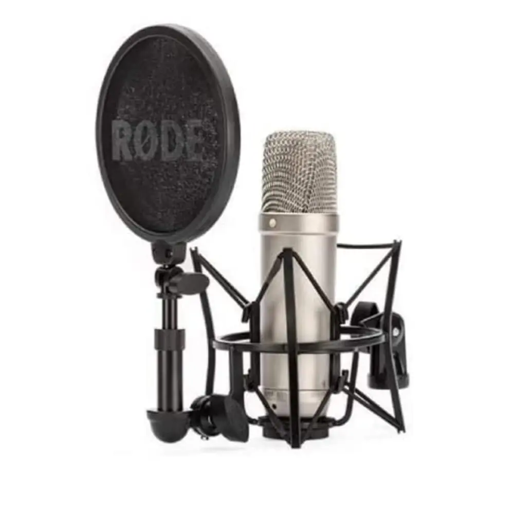 Оригинальный Focusritess Scarlettss 2i2 Studio (2-е поколение) USB аудио интерфейс и пакет записи
Оригинальный Focusritess Scarlettss 2i2 Studio (2-е поколение) USB аудио интерфейс и пакет записи