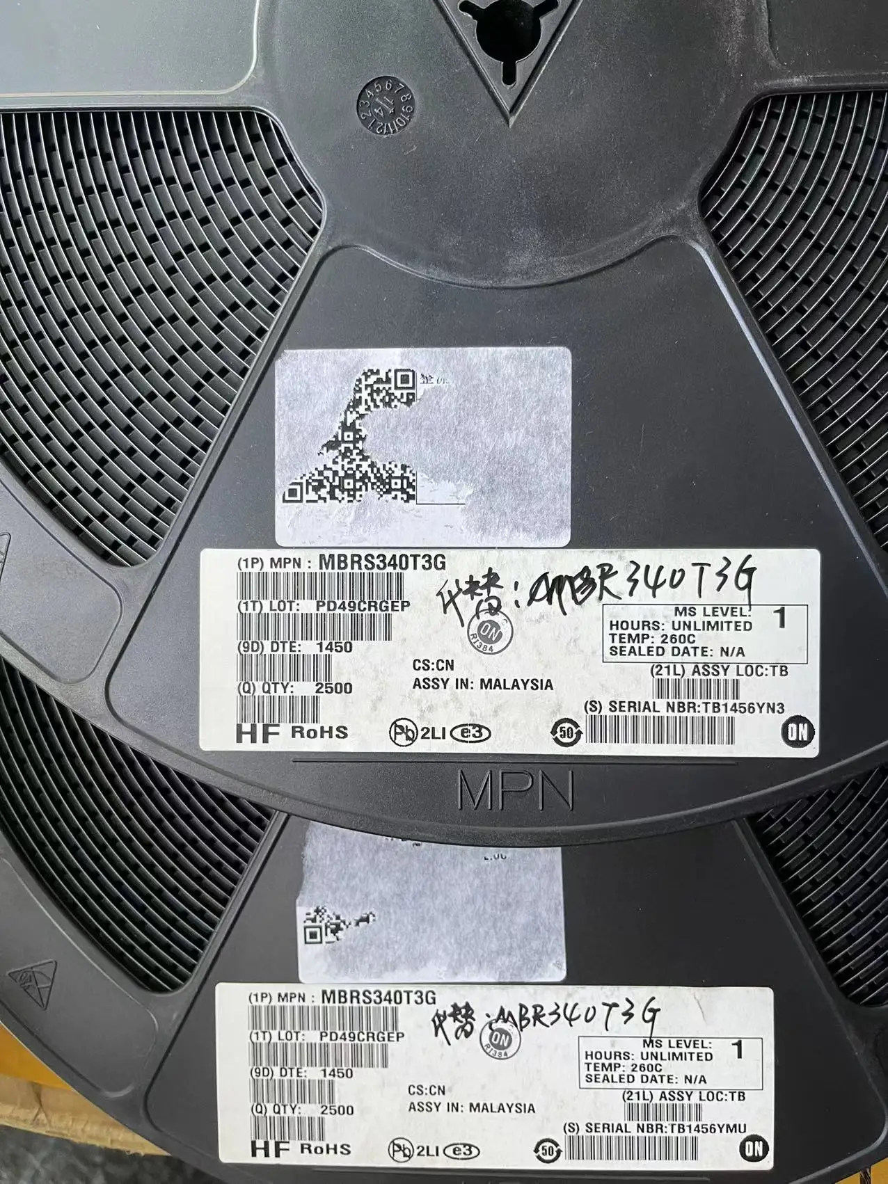 free shipping MBRS340T3G MBRS340 ON SMC :B34 3A 40V 10PCS
free shipping MBRS340T3G MBRS340 ON SMC :B34 3A 40V 10PCS