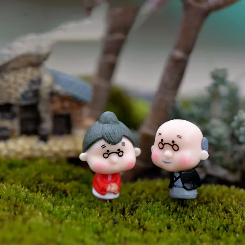 Мини-фигуры гномов для сада 2 шт
Мини-фигуры гномов для сада 2 шт