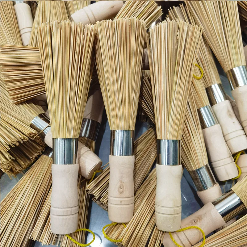 23cm Bamboo pot brush natural long handle brush pot washing kitchen cleaning supplies do not hurt the pot washing brush 
23cm Bamboo pot brush natural long handle brush pot washing kitchen cleaning supplies do not hurt the pot washing brush