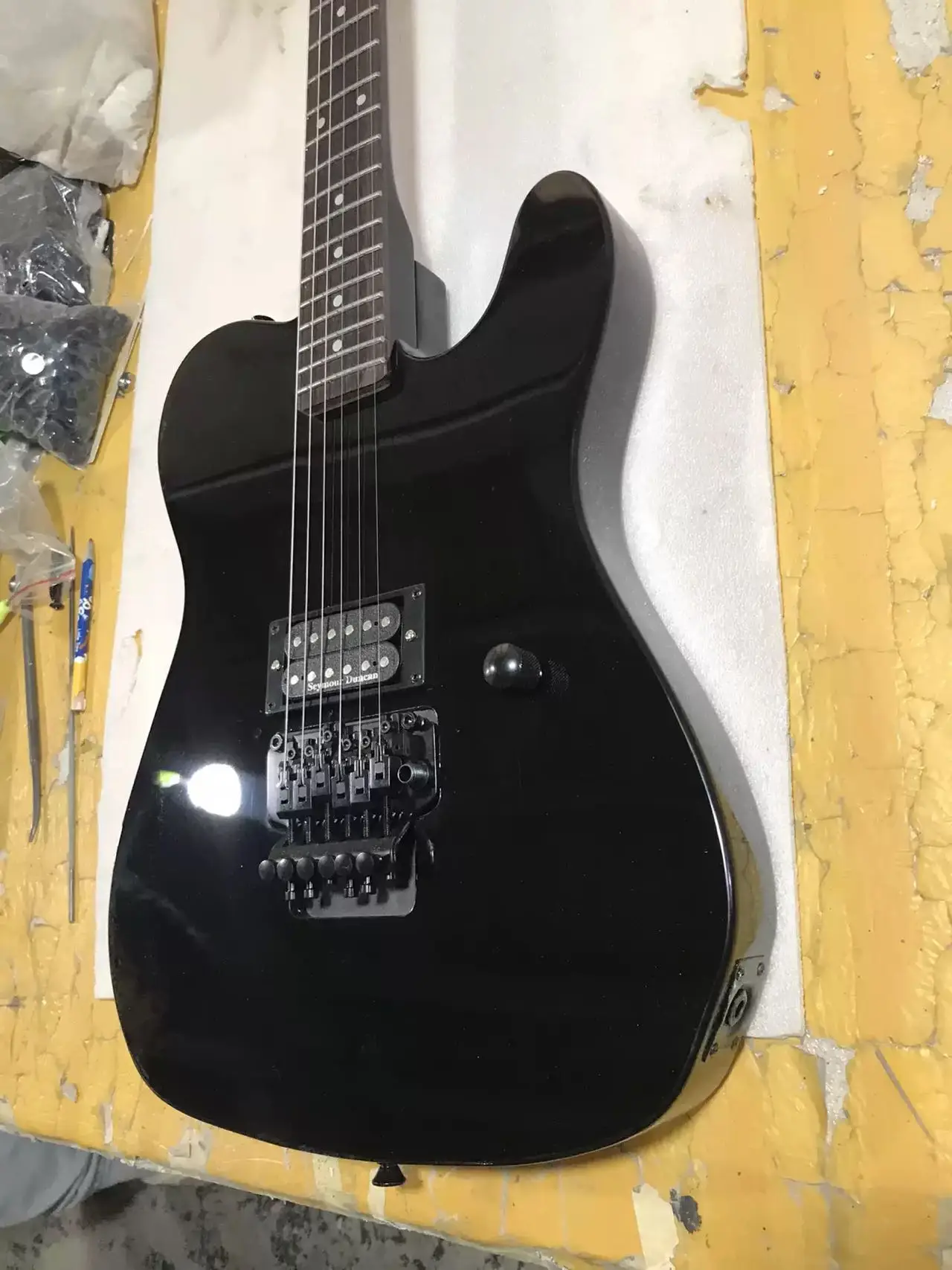 Oem Tele Electric Guitar Body Basswood Black Hardware Tremelo Good Timbre Free Delivery
Oem Tele Electric Guitar Body Basswood Black Hardware Tremelo Good Timbre Free Delivery