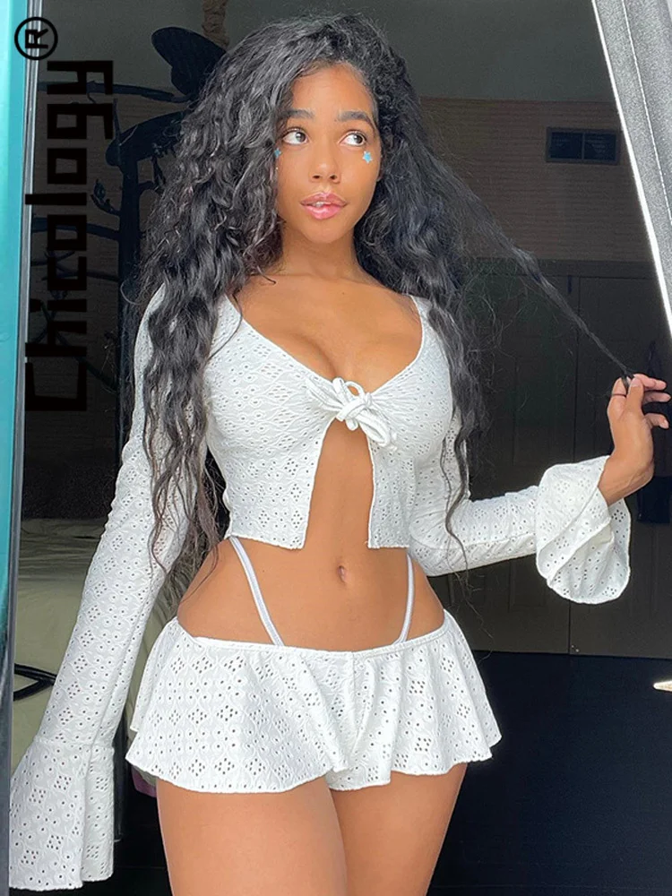 Chicology 2022 Women Fashion Flare Sleeve Sexy V-Neck Low Chest Bandage Lace Up T-Shirt Super 2 Pieces Shorts Set Casual Summer
Chicology 2022 Women Fashion Flare Sleeve Sexy V-Neck Low Chest Bandage Lace Up T-Shirt Super 2 Pieces Shorts Set Casual Summer