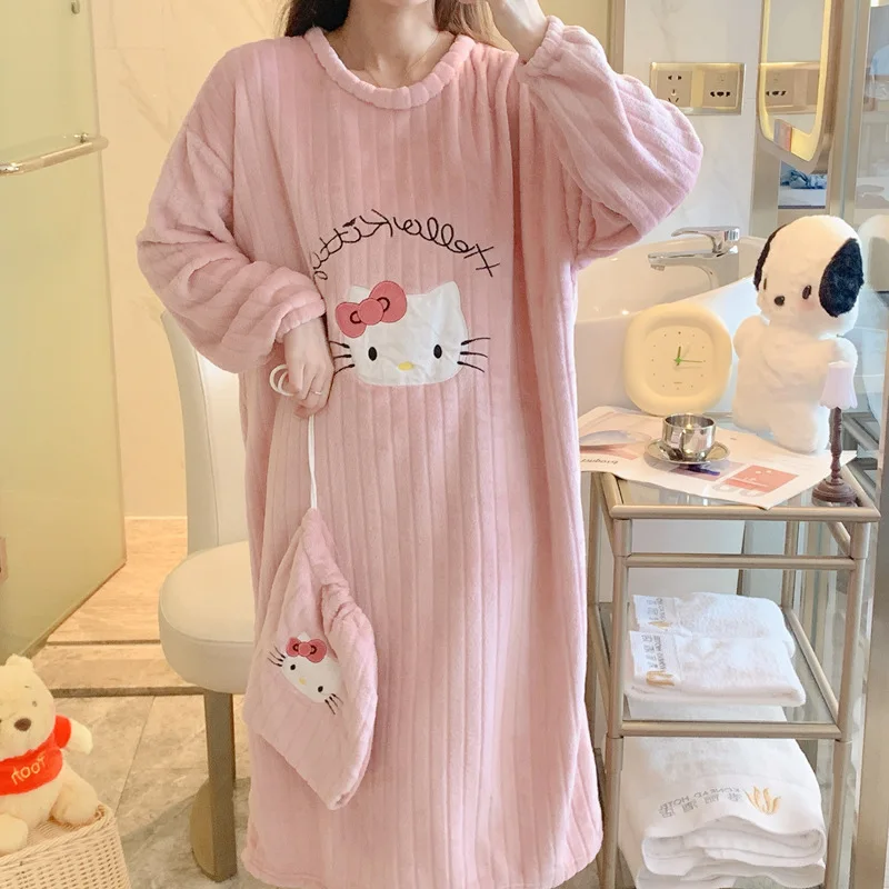 Pajamas Women's Autumn and Winter Coral Velvet Long Sleeved Nightdress Long Cute Thickened Dress Flannel Housewear Sleepwear
Pajamas Women's Autumn and Winter Coral Velvet Long Sleeved Nightdress Long Cute Thickened Dress Flannel Housewear Sleepwear