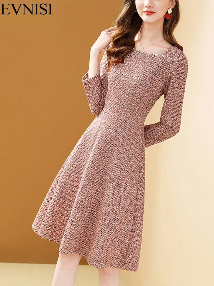 Элегантное женское розовое твидовое платье EVNISI, Осень-зима 2022, новые платья с жемчужинами и квадратным вырезом, простые офисные женские платья-трапеции
Элегантное женское розовое твидовое платье EVNISI, Осень-зима 2022, новые платья с жемчужинами и квадратным вырезом, простые офисные женские платья-трапеции