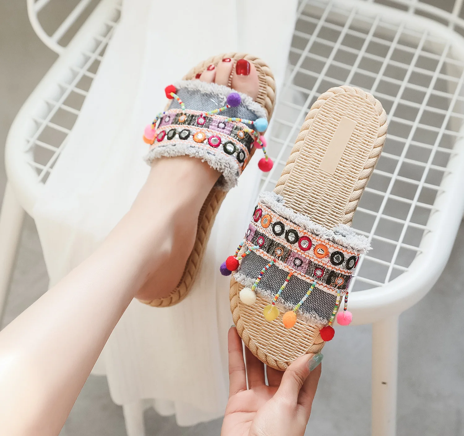Shoes Slippers Casual Slides Fringe Women Heels Low Multicolored Sandals Shale Female Beach Luxury High Sabot Fabric Rubber PU B 
Shoes Slippers Casual Slides Fringe Women Heels Low Multicolored Sandals Shale Female Beach Luxury High Sabot Fabric Rubber PU B