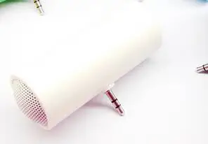 Портативный 3,5 мм мини стерео динамик усилитель для MP3/MP4/мобильный телефон/планшета
Портативный 3,5 мм мини стерео динамик усилитель для MP3/MP4/мобильный телефон/планшета
